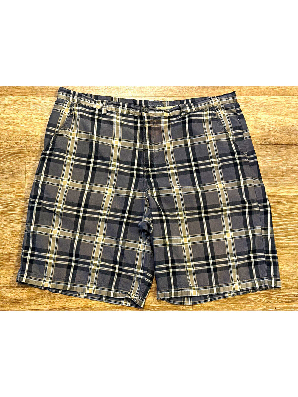 Covington Men’s Size 42 Gray Black Plaid Cotton Flat Front Casual Shorts